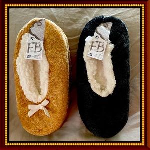 2 Pair Fuzzy Babba Slippers